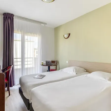 Zenitude Hotel-residences Centre מלון דירות בזייה