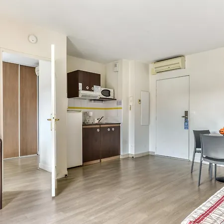 Zenitude Hotel-residences Centre Béziers