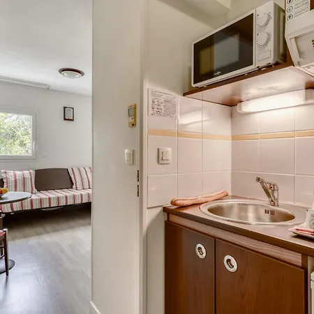 Zenitude Hotel-residences Centre בזייה