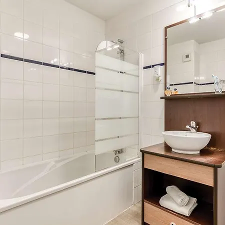 Zenitude Hotel-residences Centre 3*