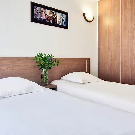 Zenitude Hotel-residences Centre Aparthotel 3*
