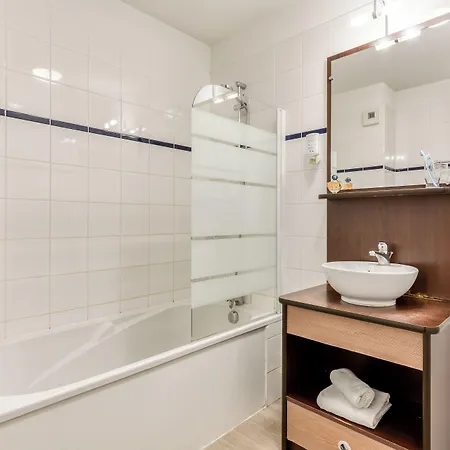 Zenitude Hotel-residences Centre 贝济耶