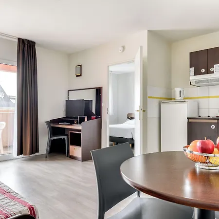 Zenitude Hotel-residences Centre Aparthotel 3*