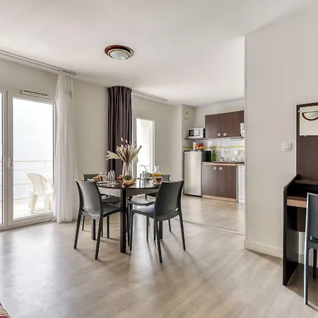 מלון דירות Zenitude Hotel-residences Centre בזייה
