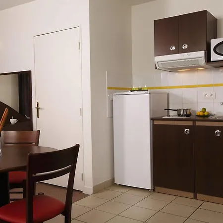 מלון דירות Zenitude Hotel-residences Centre בזייה