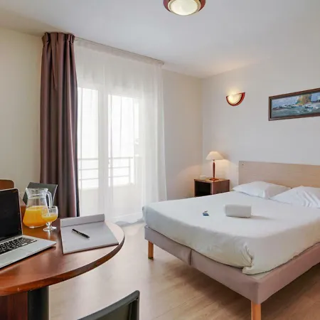 מלון דירות Zenitude Hotel-residences Centre בזייה
